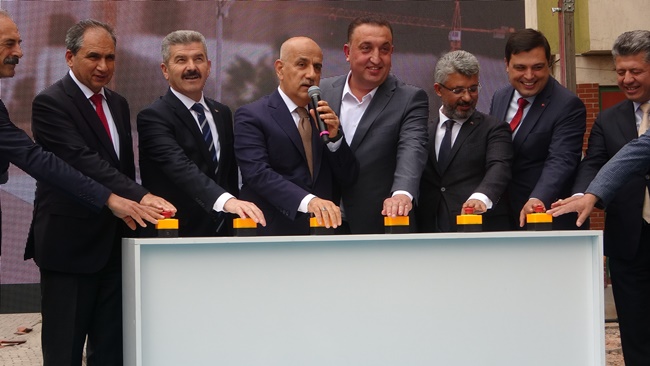 UAK BELEDYES ENGELSZ YAAM MERKEZ PROJESNN TEMELN ATTI