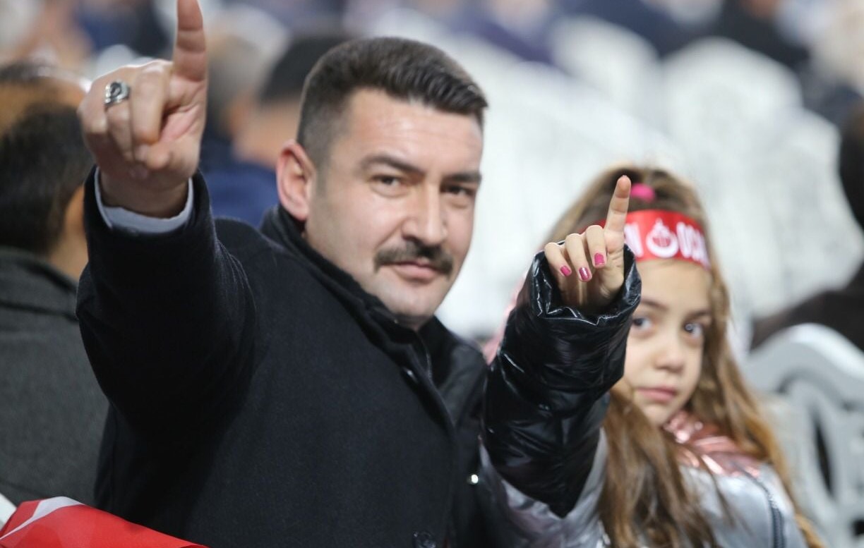 BBP DE BAYRAK DEM AL KARACA UAK L BAKANI OLDU